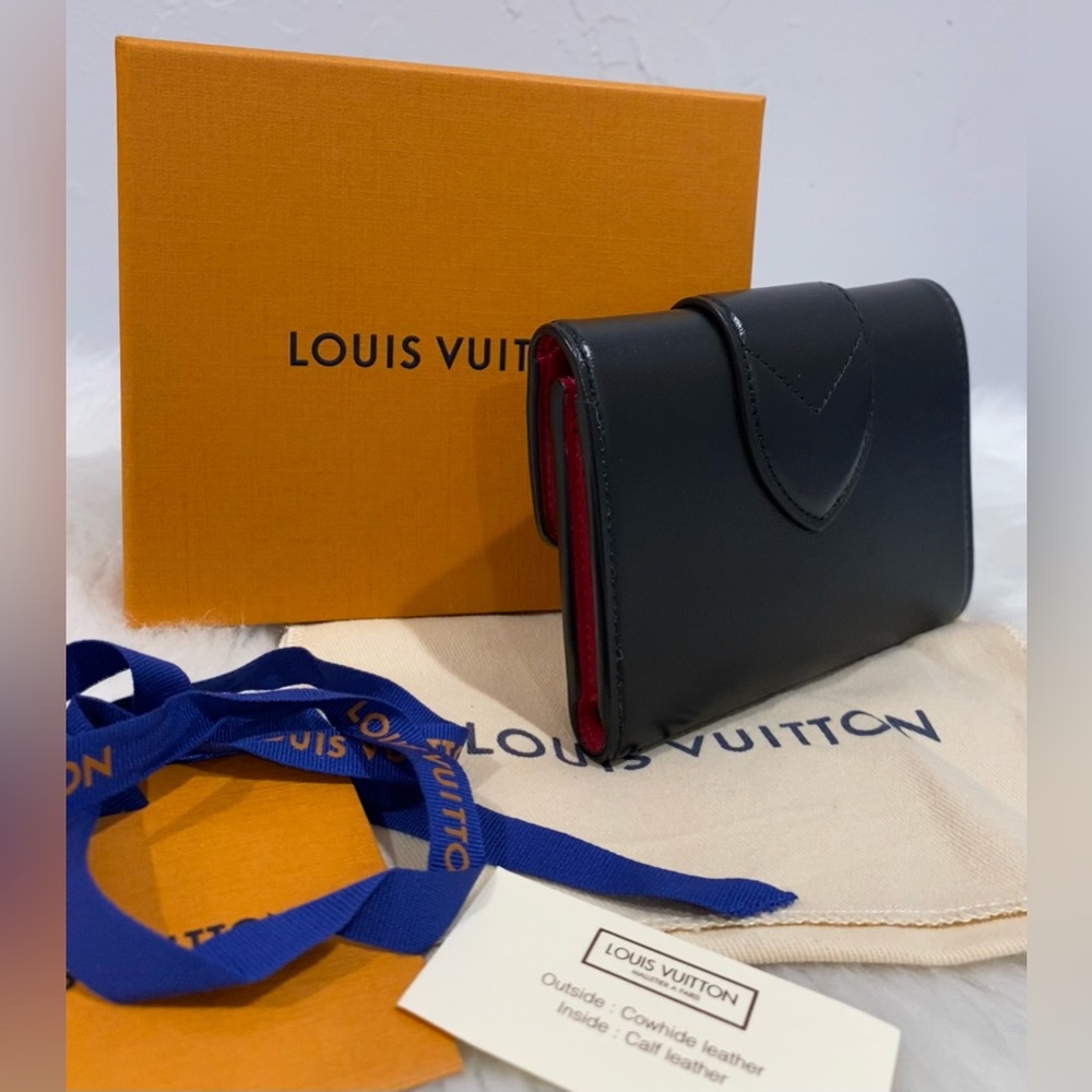 SOLD‼️Louis Vuitton Black/Pink Pont 9 Wallet - Picture 6 of 17